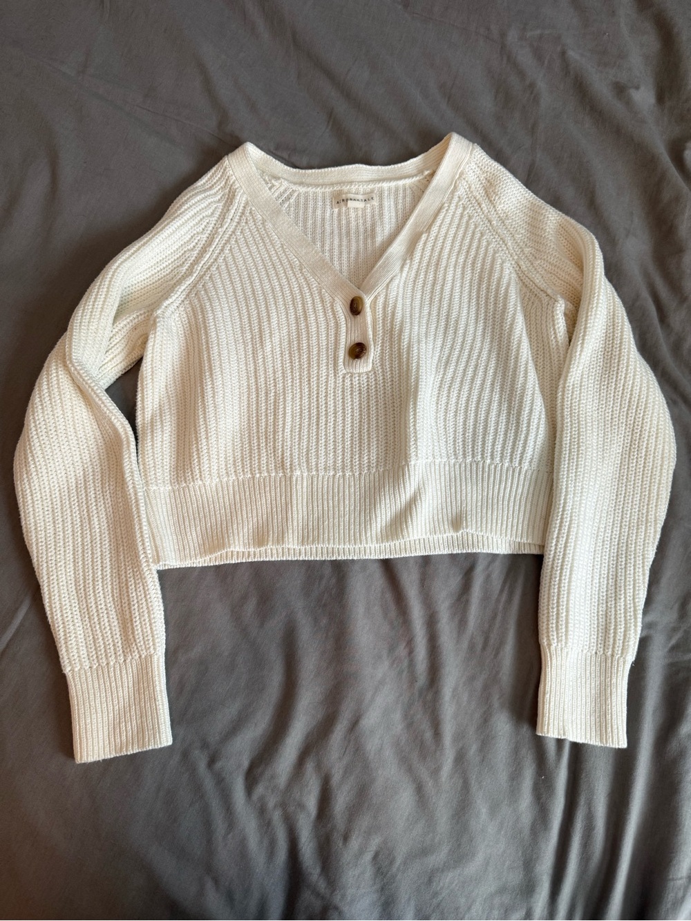Aeropostale Cream Cable Knit V-Neck Sweater